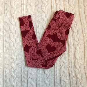LulaRoe OS red/pink heart print legging